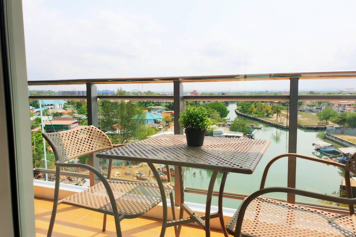 thaibricks Real Estate